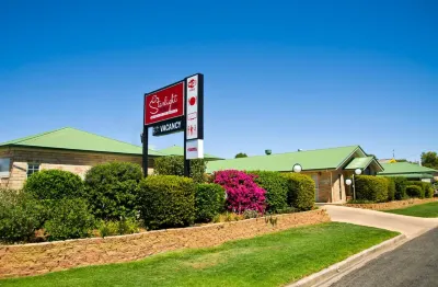 Starlight Motor Inn Các khách sạn gần Roma Cattle Saleyards