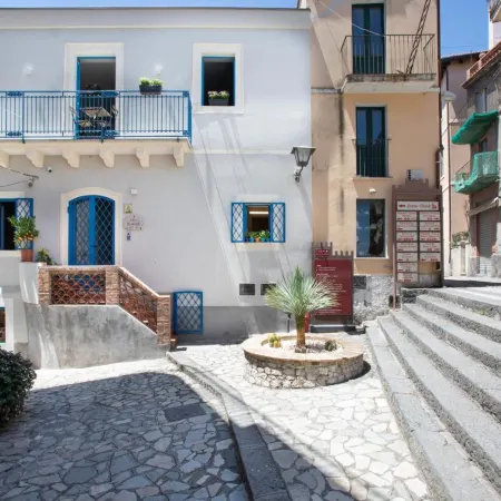 Casa Blandano B&B Отели рядом с достопримечательностью «Навмахия»