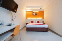 RedDoorz Plus @ Hotel Alden Makassar Hotels in Ujung Pandang