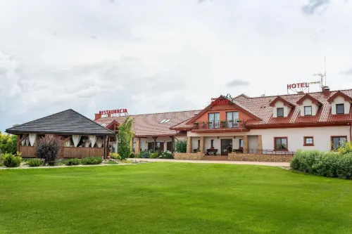 Hotel Dwór Choiny Hotels in Gmina Głusk
