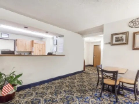Super 8 by Wyndham Norwich Hotels in Chenango County