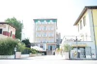 Hotel Alsen - Airport Shuttle
