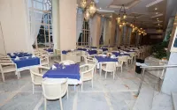 Riviera Hotel - Family Only Hotel di Akouda