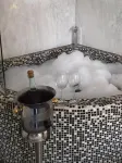 Hotel H