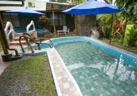 Cabañas Río Escondido en la Fortuna - piscina