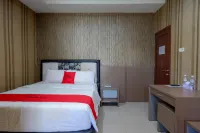 RedDoorz at Jalan Emmy Saelan Palu Hotels in Kecamatan Tatanga