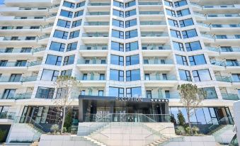 Alezzi Infinity Aparthotel & Spa