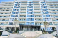 Alezzi Infinity Aparthotel & Spa فنادق في 