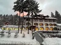 Cerbul Chalét Accommodation & Wellness Hotels in Fundata