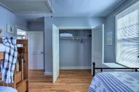 New London Hideaway Near Beaches and Local Spots!