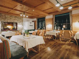 Hotel Tyrol am Haldensee