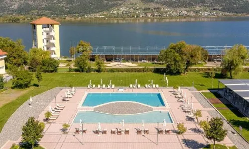 The Lake Hotel