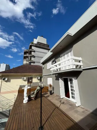 Casa do Rogerio Hostel - Unidade Shopping Отели в г. Кашиас-ду-Сул