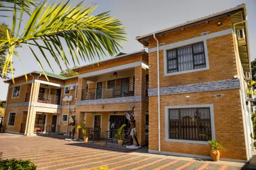 Amakhosi Hotel - Balcony