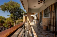 Amakhosi Hotel