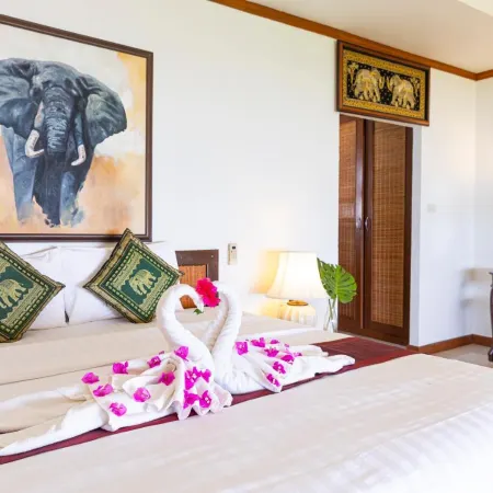 Lipa Lodge Beach Resort Отели рядом с достопримечательностью «Пляж Никки-бич»