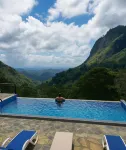 Misty Hills Ella Resort - Pools