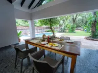 Mopani Lodge Victoria Falls Hotels in Hwange