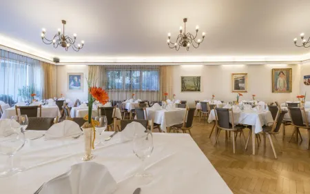 Hotel Elefant Отели в г. Термено-сулла-Страда-дель-Вино