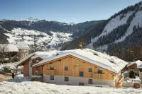 레지던스 셋사스 Parco Cervi Sompunt - Alta Badia 주변 호텔