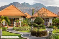 Adi Assri Beach Resorts And Spa Pemuteran - Bares