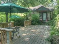 Hidden Springs Bed and Breakfast Hotels in Cedar Township
