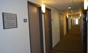 Country Inn & Suites by Radisson, Frederick, MD