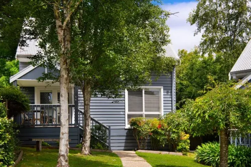 Lake Orchard Villas Hotels in Daylesford