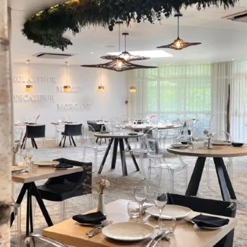 Hôtel Lancelot & Spa - Domaine du Roi Arthur Отели в г. Плоэрмель