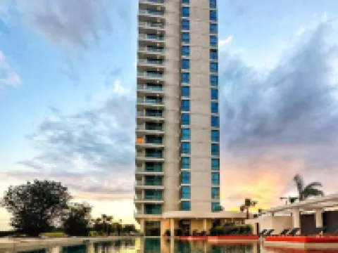 Mullet Bay Suites - Your Luxury Stay Awaits Hotéis em Lowlands