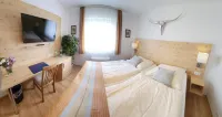 호텔 란트하우스 퀴렌베르크 Ettringen 호텔