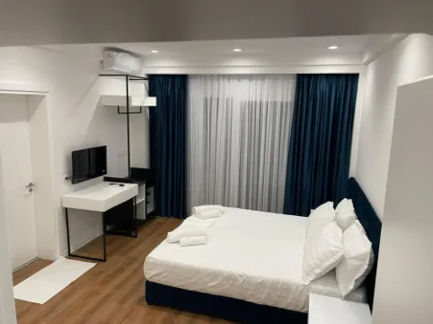 海景和湖景別墅