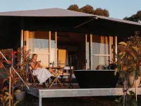 Canvs by Cabn Seppeltsfield Barossa Hotels in Nuriootpa