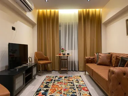 Garden Room Edirne Отели рядом с достопримечательностью «K O N S T A N T İ N V E E L E N A B U L G A R O R T O D O K K İ L İ S E T A R İ H İ E S E R»