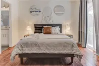 @ Marbella Lane - Boho 'n Sleek Rtreat Pool Tble