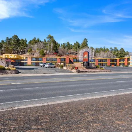 Kings House Motor Hotel