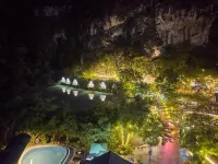 Hoang Minh Mountainside Villa - Rooftop Pools