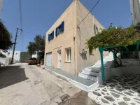 Eclipse Tales Milos, Port Area