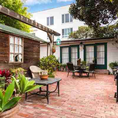 Redwood Hollow Cottages Hotel Exterior