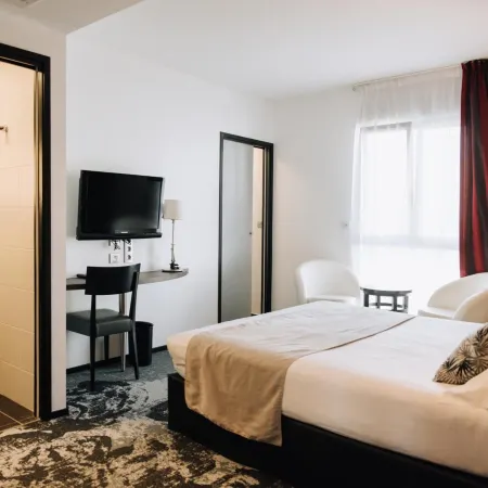 Logis Hôtel Victor Hugo & Spa
