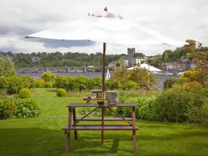 The Lakeside Hotel & Leisure Centre
