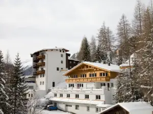 Hotel Karl Schranz