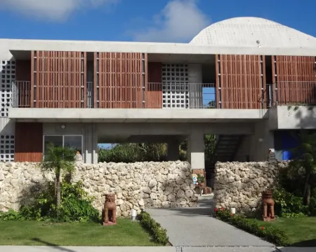 朝陽の宿 涼風 南城のホテル