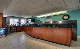 Greenfield Inn & Suites Elizabethtown, KY I65 Exit 94