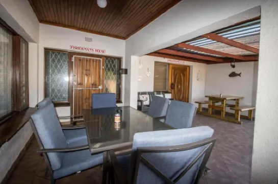 Fishermans Flat and House