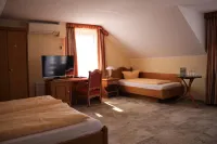 Bed & Breakfast Hotel Müllerhof Hotels in Beelitz Heilstätten