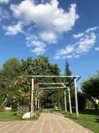 Galeria in the Garden Отели в г. Западен