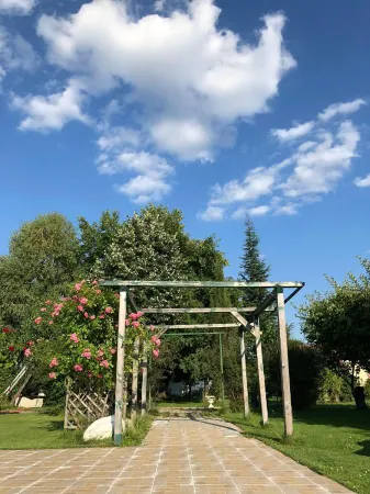 Galeria in the Garden Отели рядом с достопримечательностью «Централна джамия на Пловдив - Джумая джамия»