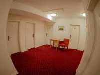 Elbbrücken Hotel Отели рядом с достопримечательностью «Школа Булленхузер Дамм»