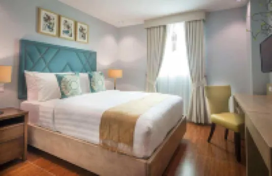 Dalian Peak Hotel